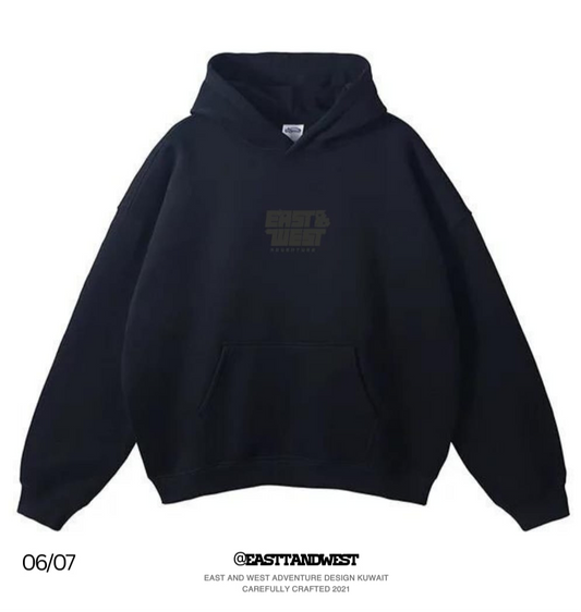 Over saiz hoodie black with a white logo